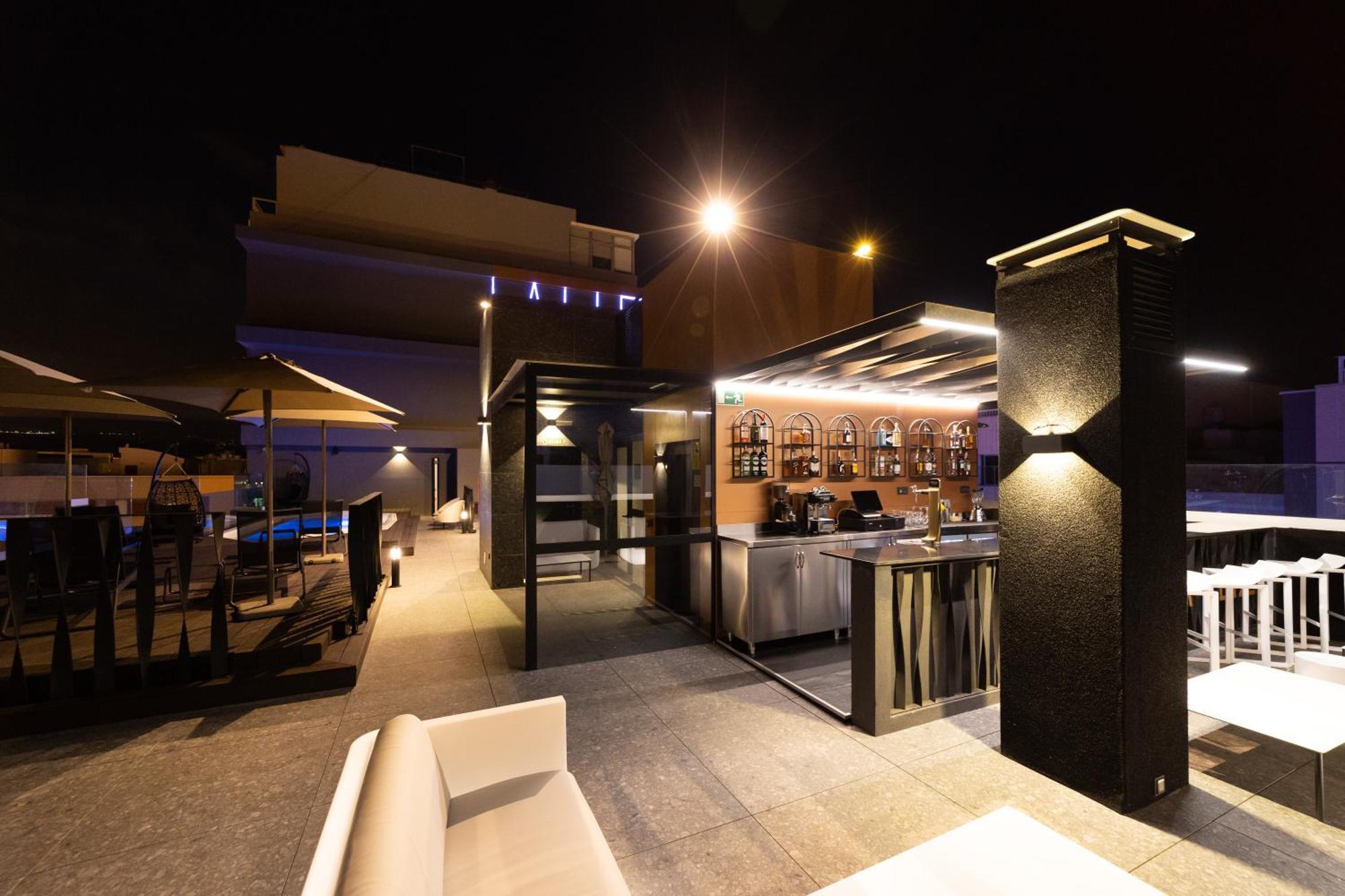 Hotel Puerto De La Luz By Pierre & Vacances ラスパルマス・デ・グランカナリア エクステリア 写真
